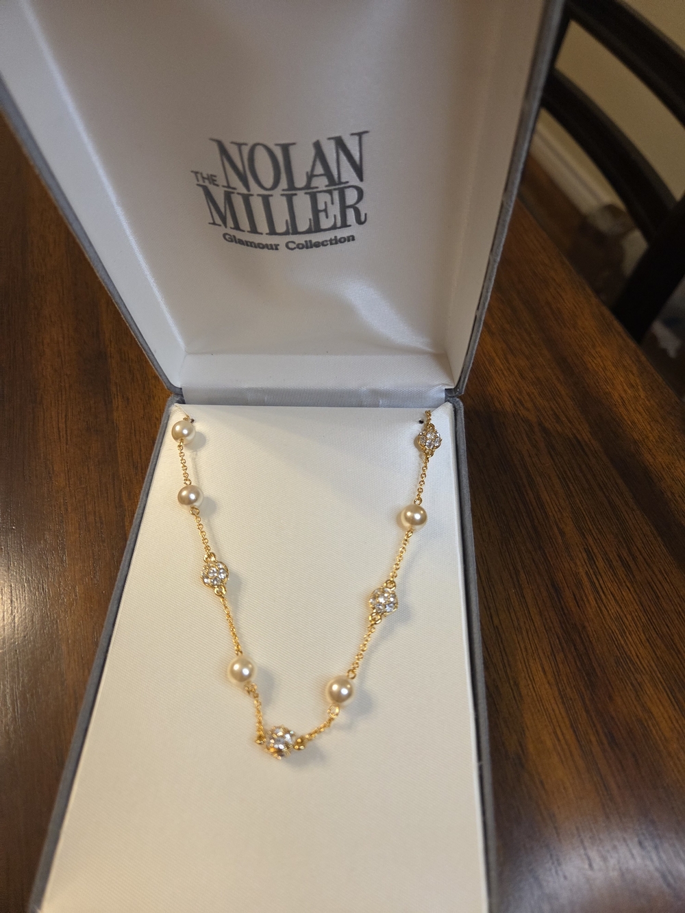 Nolan Miller Gold Pearl & Crystal Station Necklace w/ Box & Warranty